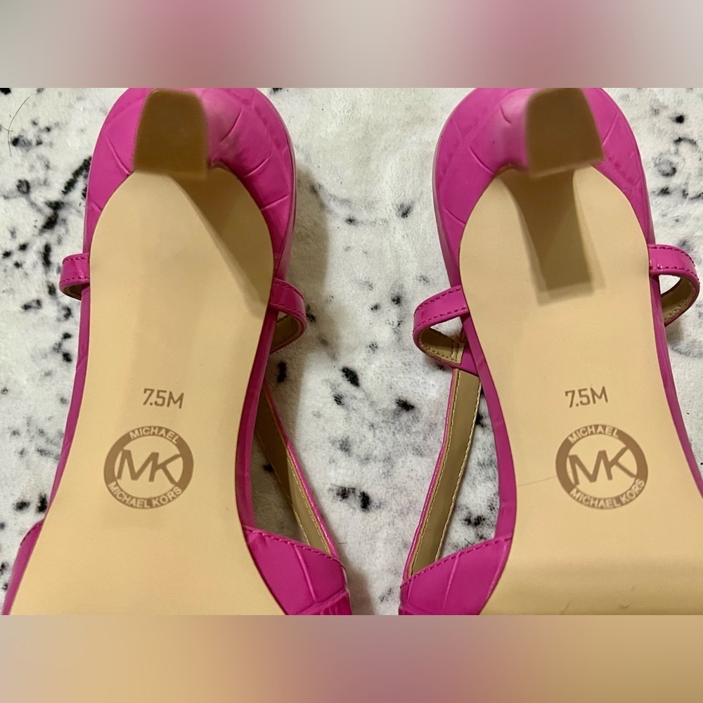 Michael Kors Fuchsia Slingback Heels - Picture 6 of 9